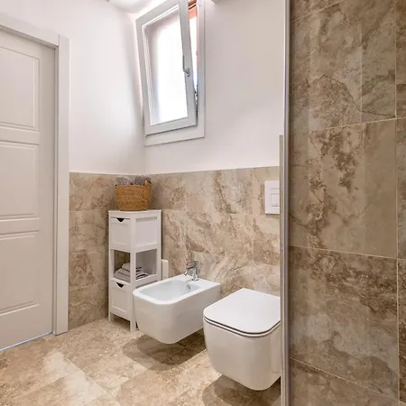 Luxury House Center With Private Garden * Olbia