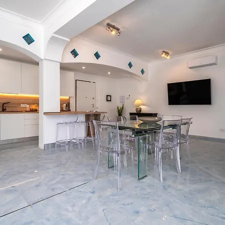 Διαμέρισμα Luxury House Center With Private Garden